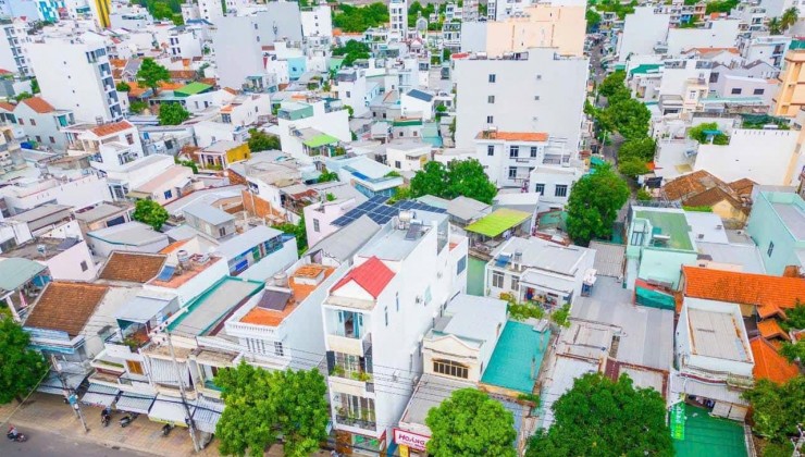 Giảm mạnh bán nhanh căn nhà 4 tầng 2 mặt tiền đường Dã Tượng - Nha Trang chỉ còn 9,5 tỷ